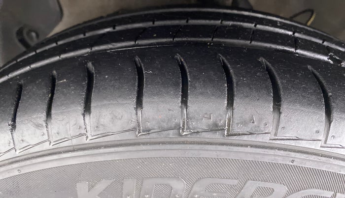2018 Hyundai NEW SANTRO 1.1 SPORTS AMT, Petrol, Automatic, 10,690 km, Left Front Tyre Tread