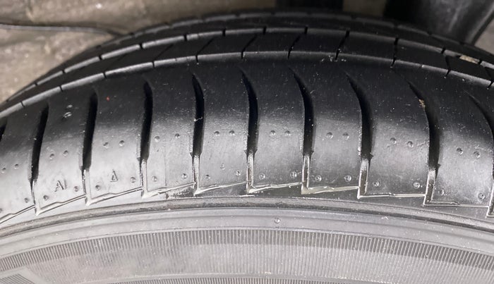 2018 Hyundai NEW SANTRO 1.1 SPORTS AMT, Petrol, Automatic, 10,690 km, Left Rear Tyre Tread