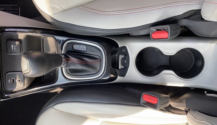 2017 Jeep Compass LIMITED 1.4 PETROL AT, Petrol, Automatic, 45,590 km, Gear Lever