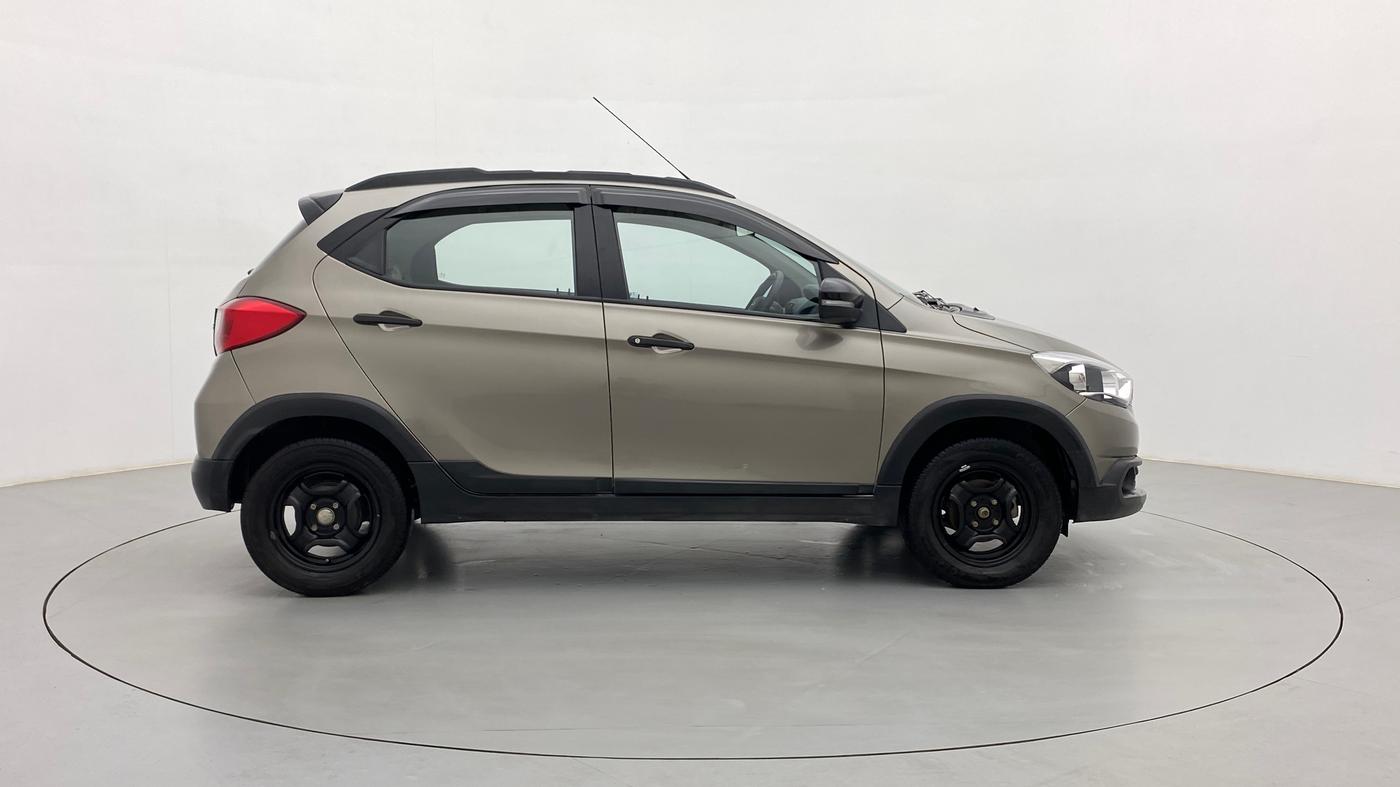 2018 Tata TIAGO NRG PETROL, Petrol, Manual, 49,075 km, Right Side View