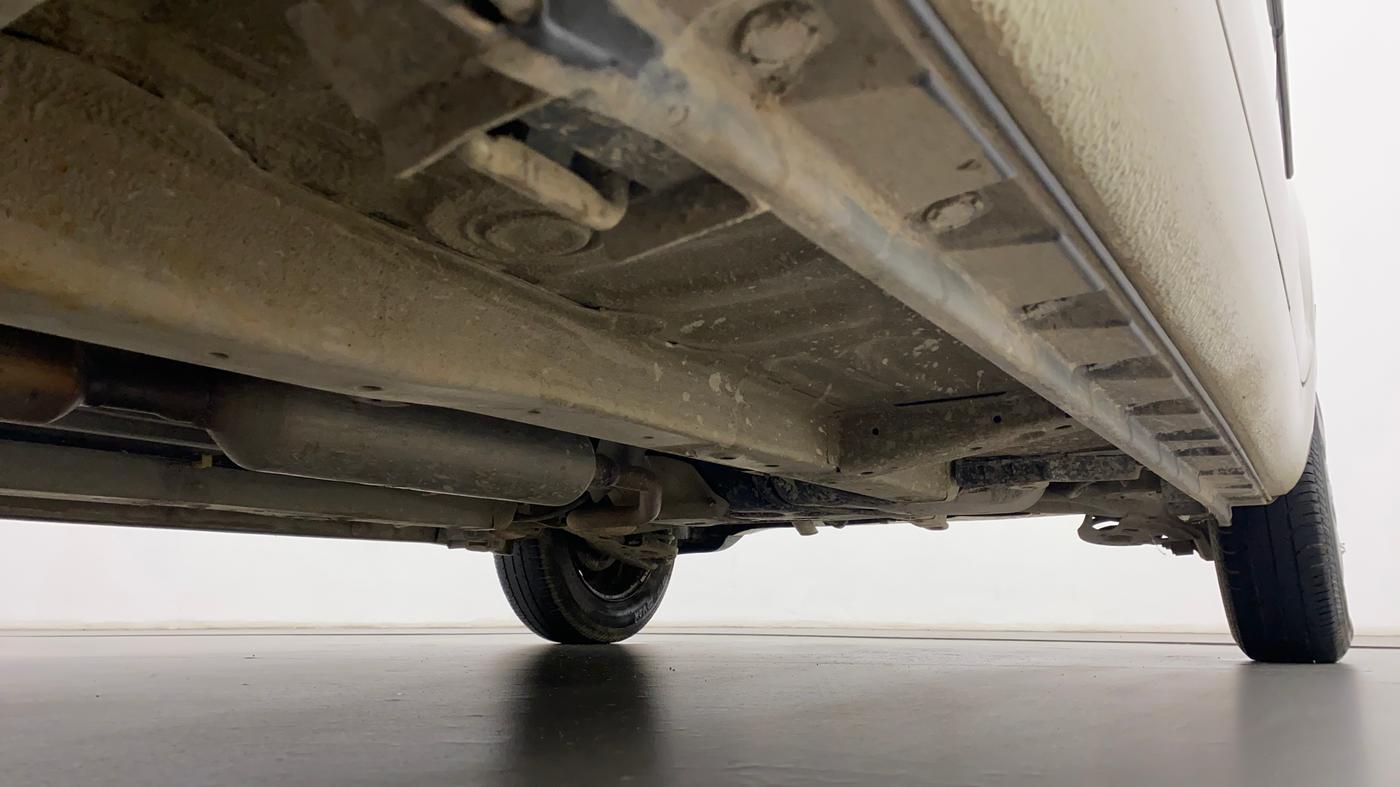 2015 Maruti Swift VXI, Petrol, Manual, 48,905 km, Right Side Underbody