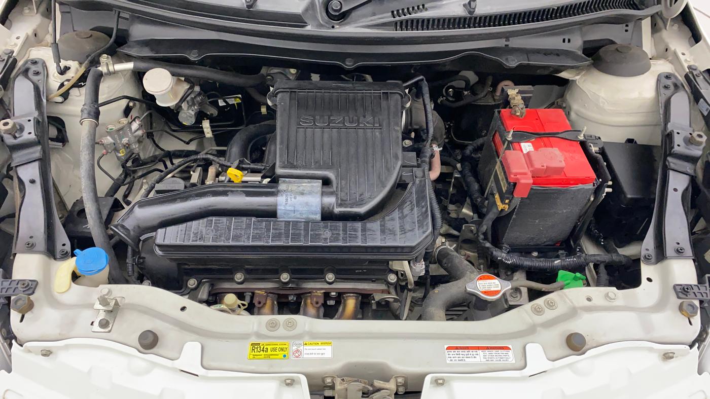 2015 Maruti Swift VXI, Petrol, Manual, 48,905 km, Open Bonet
