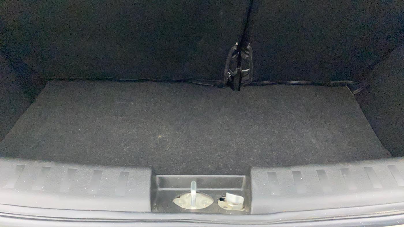 2015 Maruti Swift VXI, Petrol, Manual, 48,905 km, Boot Inside