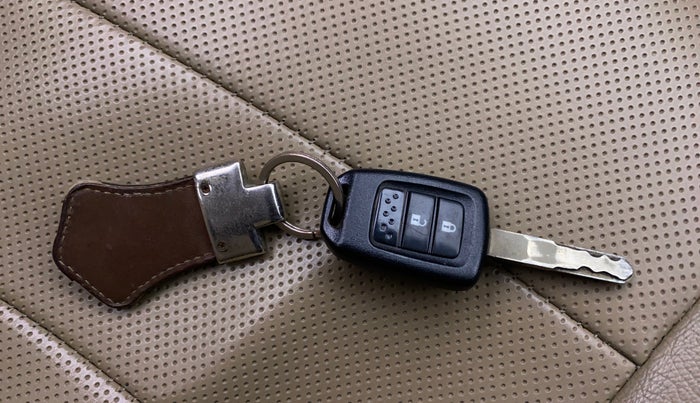 2019 Honda Amaze 1.5L I-DTEC S, Diesel, Manual, 67,254 km, Key Close Up