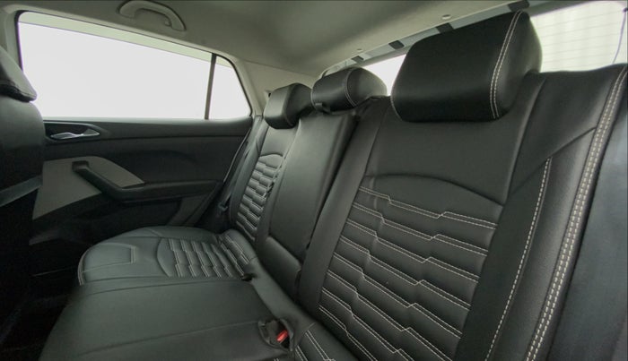 2021 Skoda KUSHAQ AMBITION 1.0L TSI MT, Petrol, Manual, 13,814 km, Right Side Rear Door Cabin