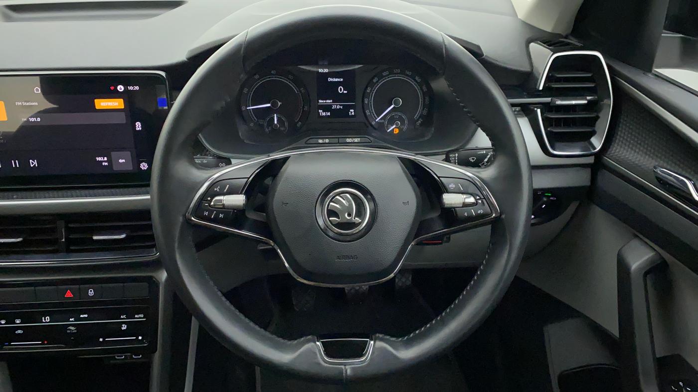 2021 Skoda KUSHAQ AMBITION 1.0L TSI MT, Petrol, Manual, 13,814 km, Steering Wheel Close Up