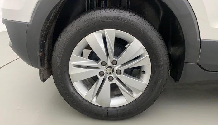 2021 Skoda KUSHAQ AMBITION 1.0L TSI MT, Petrol, Manual, 13,814 km, Right Rear Wheel