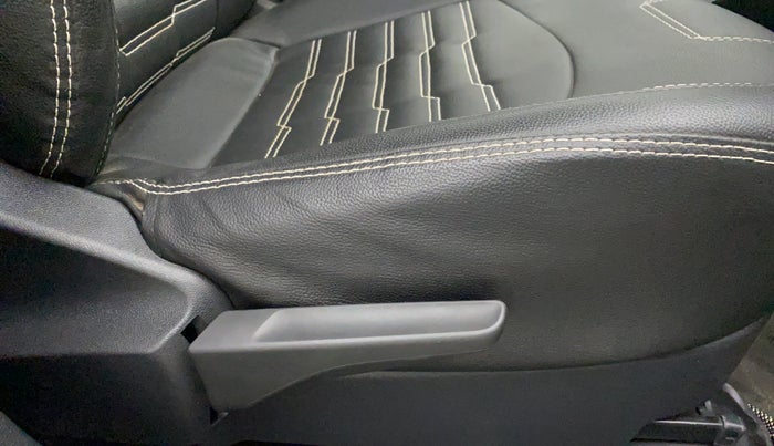 2021 Skoda KUSHAQ AMBITION 1.0L TSI MT, Petrol, Manual, 13,814 km, Driver Side Adjustment Panel