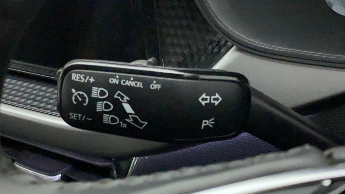 2021 Skoda KUSHAQ AMBITION 1.0L TSI MT, Petrol, Manual, 13,814 km, Adaptive Cruise Control
