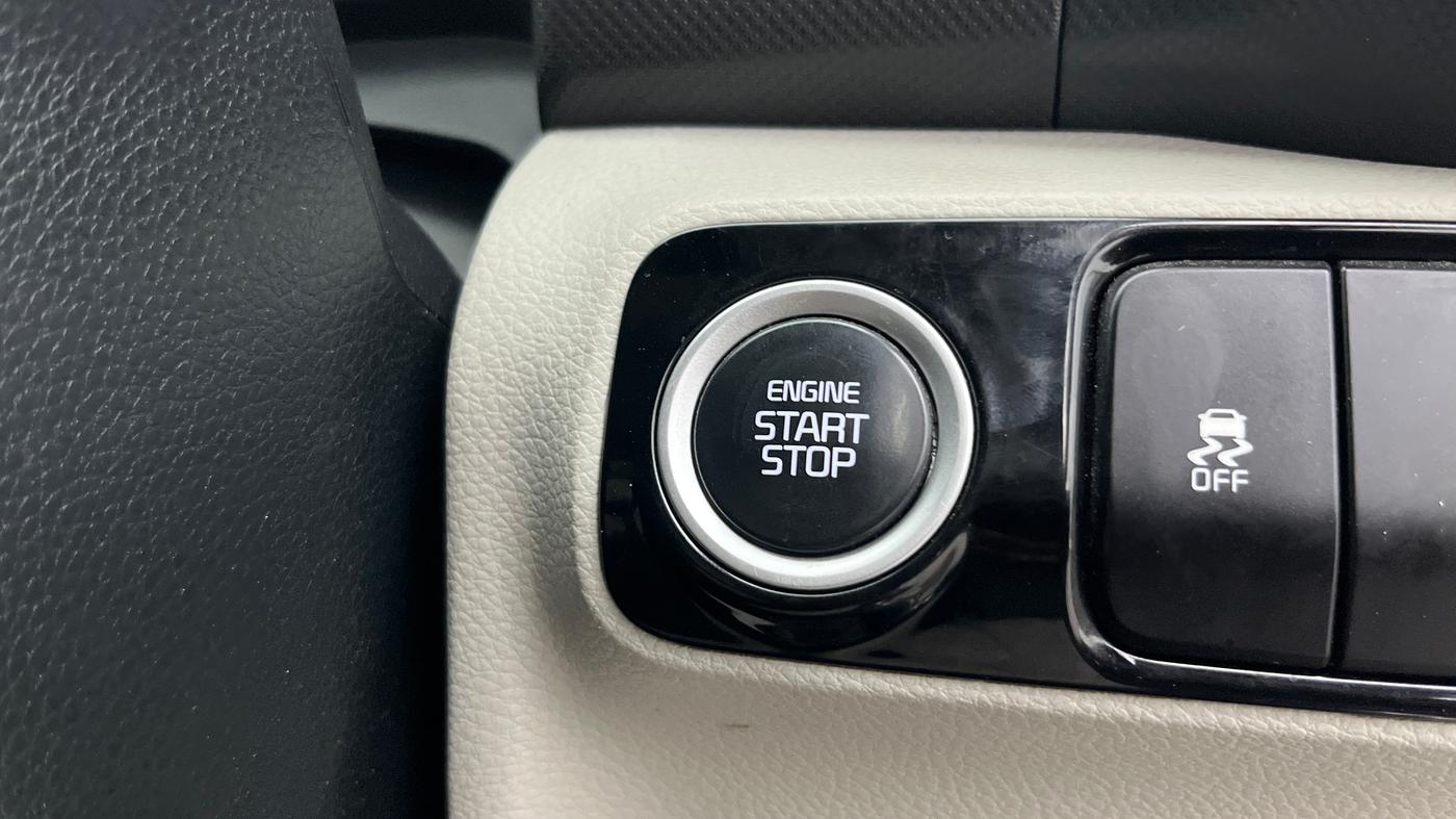 2021 KIA SONET HTX 1.5, Diesel, Manual, 48,554 km, Keyless Start/ Stop Button