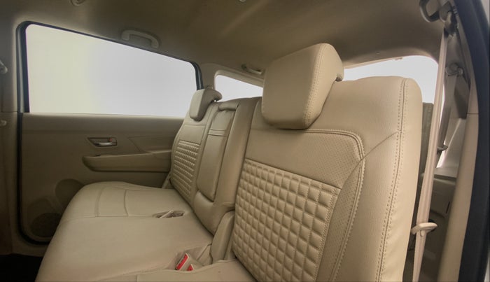 2021 Maruti Ertiga VXI CNG, CNG, Manual, 24,092 km, Right Side Rear Door Cabin