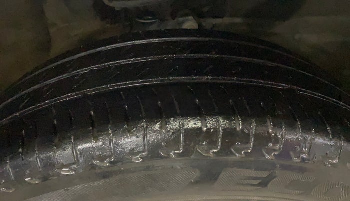 2019 Maruti IGNIS DELTA 1.2 AMT, Petrol, Automatic, 1,10,599 km, Right Front Tyre Tread