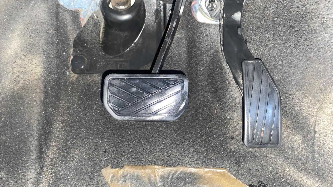 2019 Maruti IGNIS DELTA 1.2 AMT, Petrol, Automatic, 1,10,617 km, Pedals