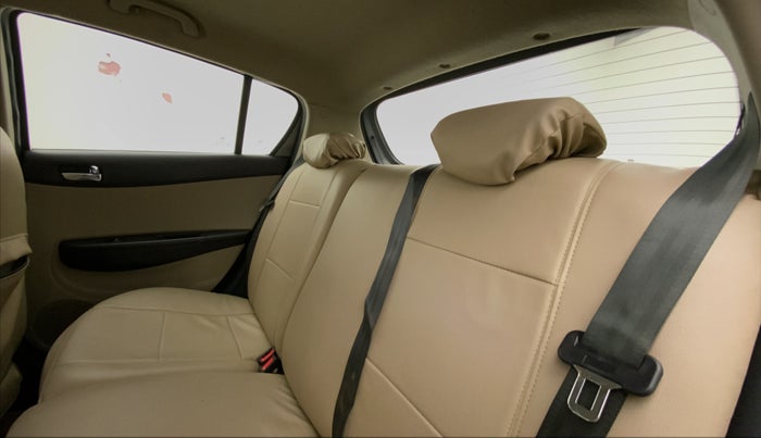 2012 Hyundai i20 SPORTZ 1.2 VTVT, Petrol, Manual, 21,074 km, Right Side Rear Door Cabin