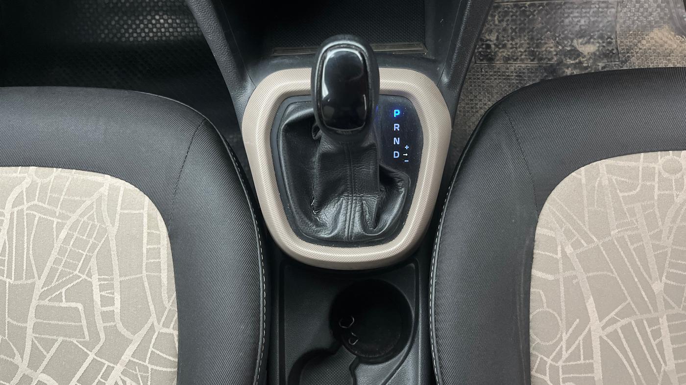 2015 Hyundai Grand i10 ASTA AT 1.2 KAPPA VTVT, Petrol, Automatic, 78,909 km, Gear Lever