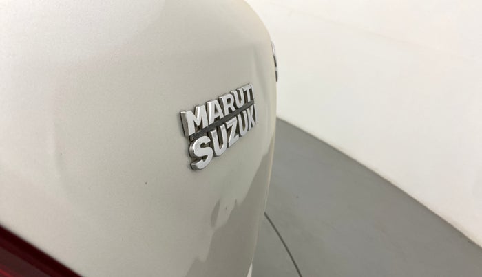2013 Maruti Swift VXI, Petrol, Manual, 1,21,617 km, Dicky (Boot door) - Slightly dented