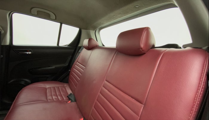 2013 Maruti Swift VXI, Petrol, Manual, 1,21,617 km, Right Side Rear Door Cabin