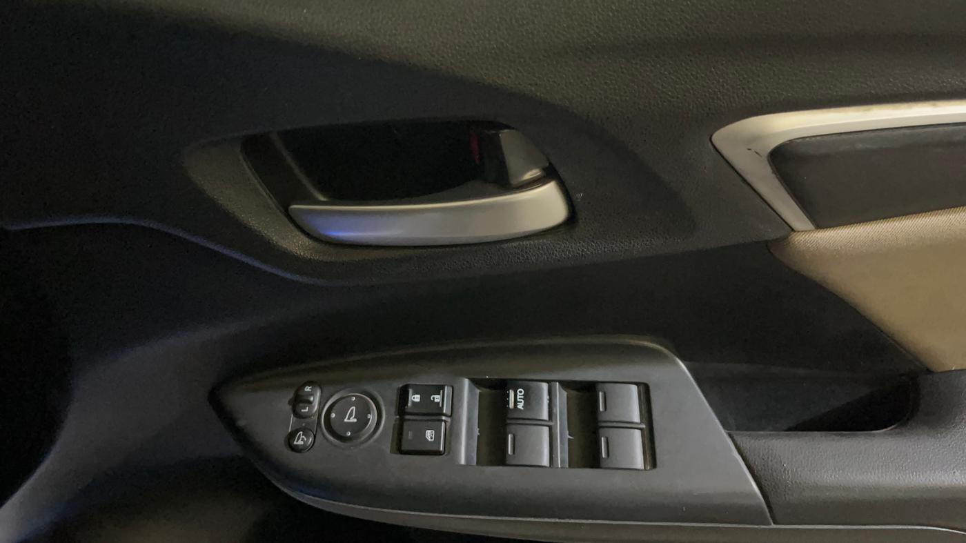 2019 Honda Jazz 1.2L I-VTEC VX CVT, Petrol, Automatic, 51,094 km, Driver Side Door Panels Control