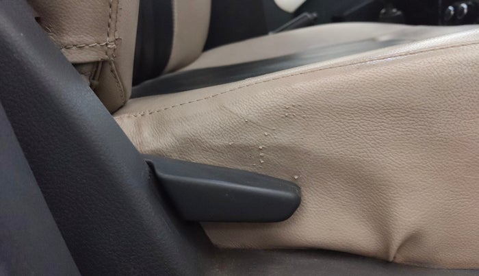 2013 Renault Duster 110 PS RXL DIESEL, Diesel, Manual, 98,252 km, Driver Side Adjustment Panel