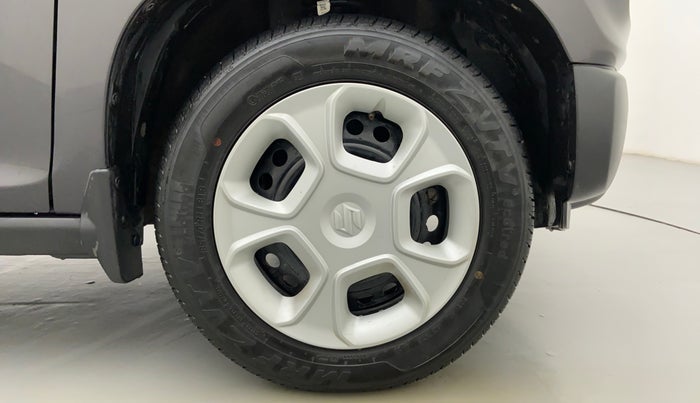 2020 Maruti S PRESSO VXI, Petrol, Manual, 4,824 km, Right Front Wheel
