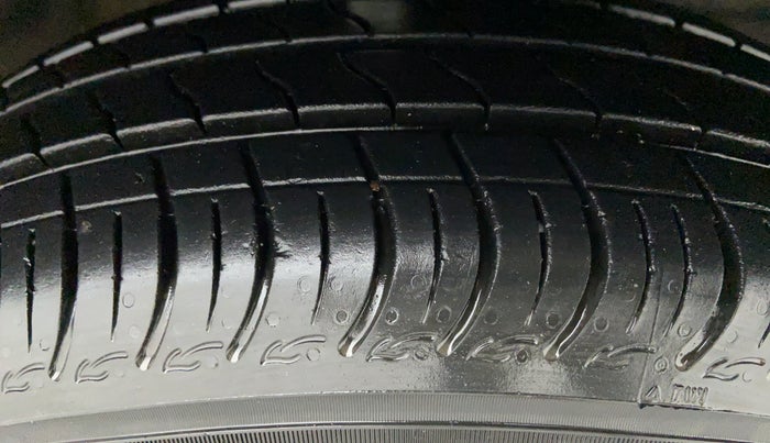 2020 Maruti S PRESSO VXI, Petrol, Manual, 4,824 km, Right Front Tyre Tread