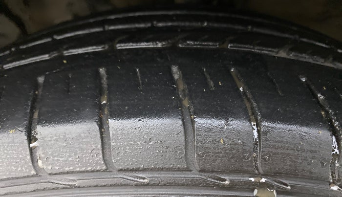 2017 Hyundai Creta 1.6 SX PLUS AUTO PETROL, Petrol, Automatic, 60,956 km, Left Front Tyre Tread