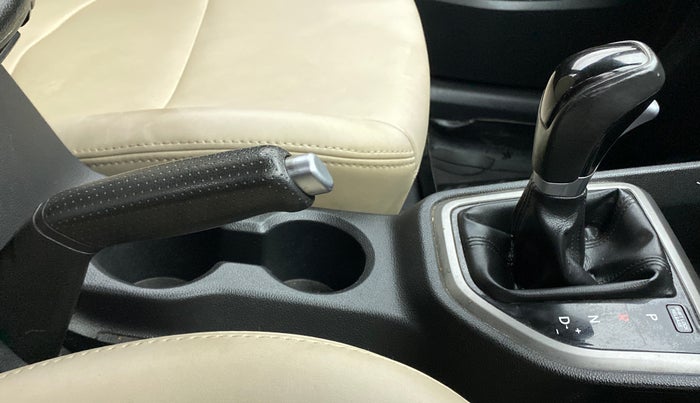 2017 Hyundai Creta 1.6 SX PLUS AUTO PETROL, Petrol, Automatic, 60,956 km, Gear Lever