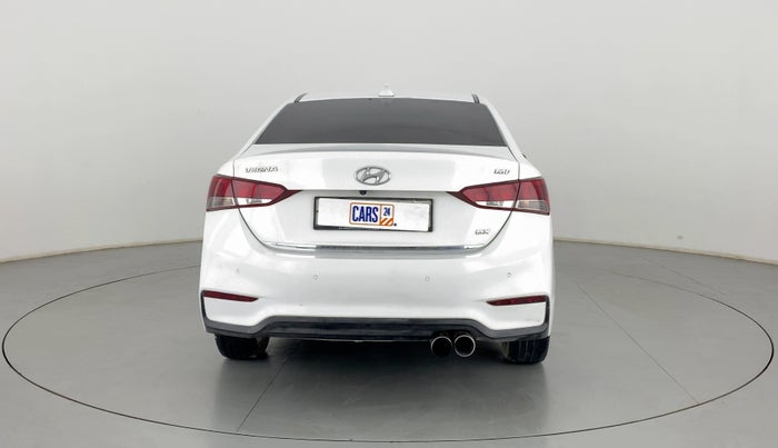2018 Hyundai Verna 1.6 SX (O) CRDI MT, Diesel, Manual, 62,379 km, Back/Rear