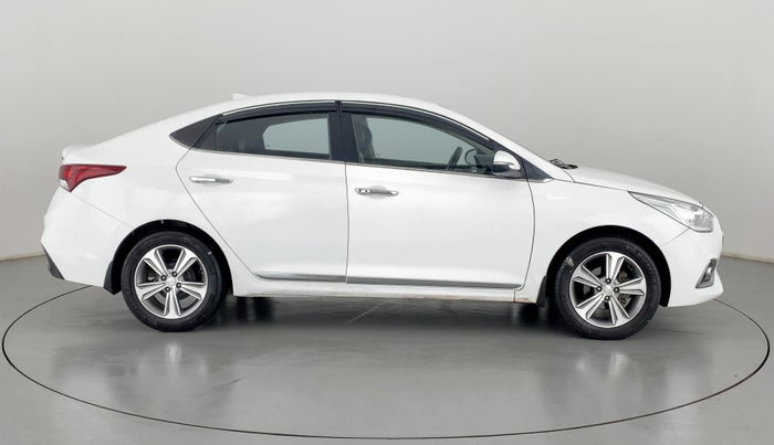 2018 Hyundai Verna 1.6 SX (O) CRDI MT, Diesel, Manual, 62,379 km, Right Side View