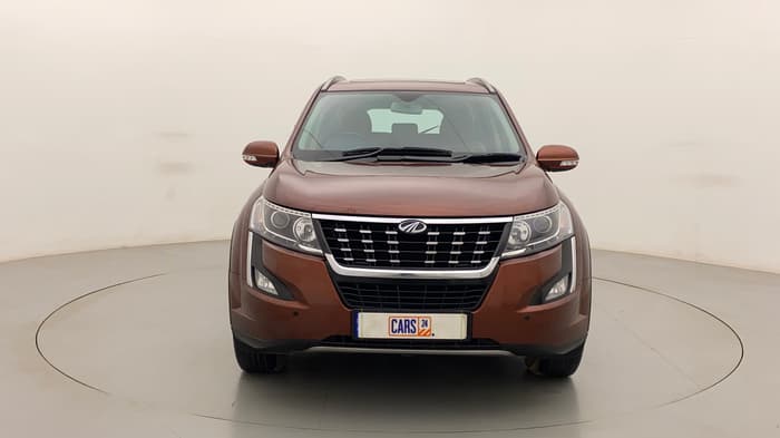 2018 Mahindra XUV500 W11 (O) AT, Diesel, Automatic, 52,673 km, Front