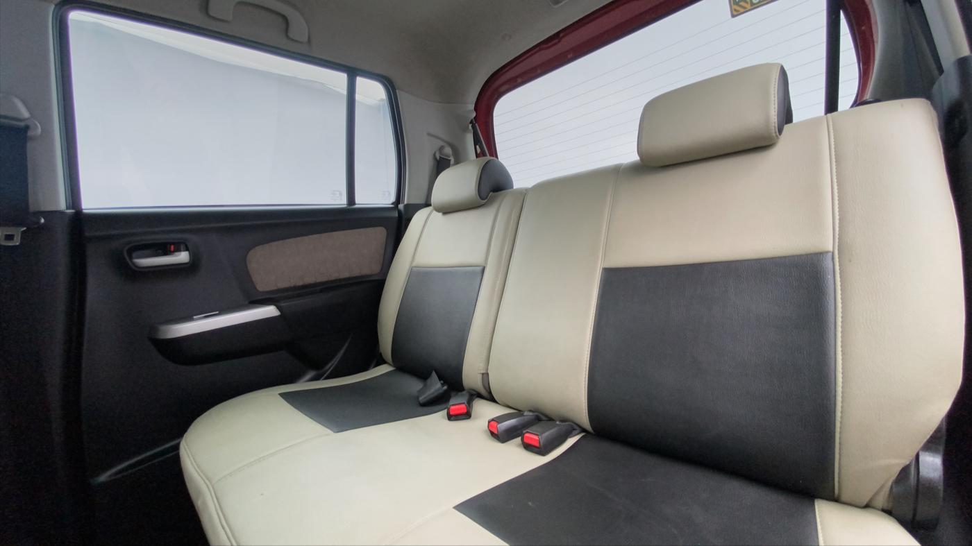 2014 Maruti Wagon R 1.0 VXI, Petrol, Manual, 35,720 km, Right Side Rear Door Cabin