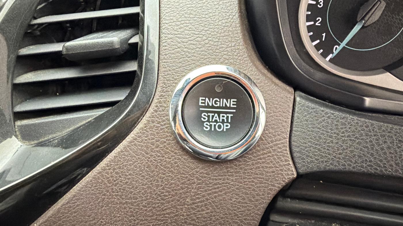2019 Ford FREESTYLE TITANIUM 1.2 PETROL, Petrol, Manual, 35,863 km, Keyless Start/ Stop Button
