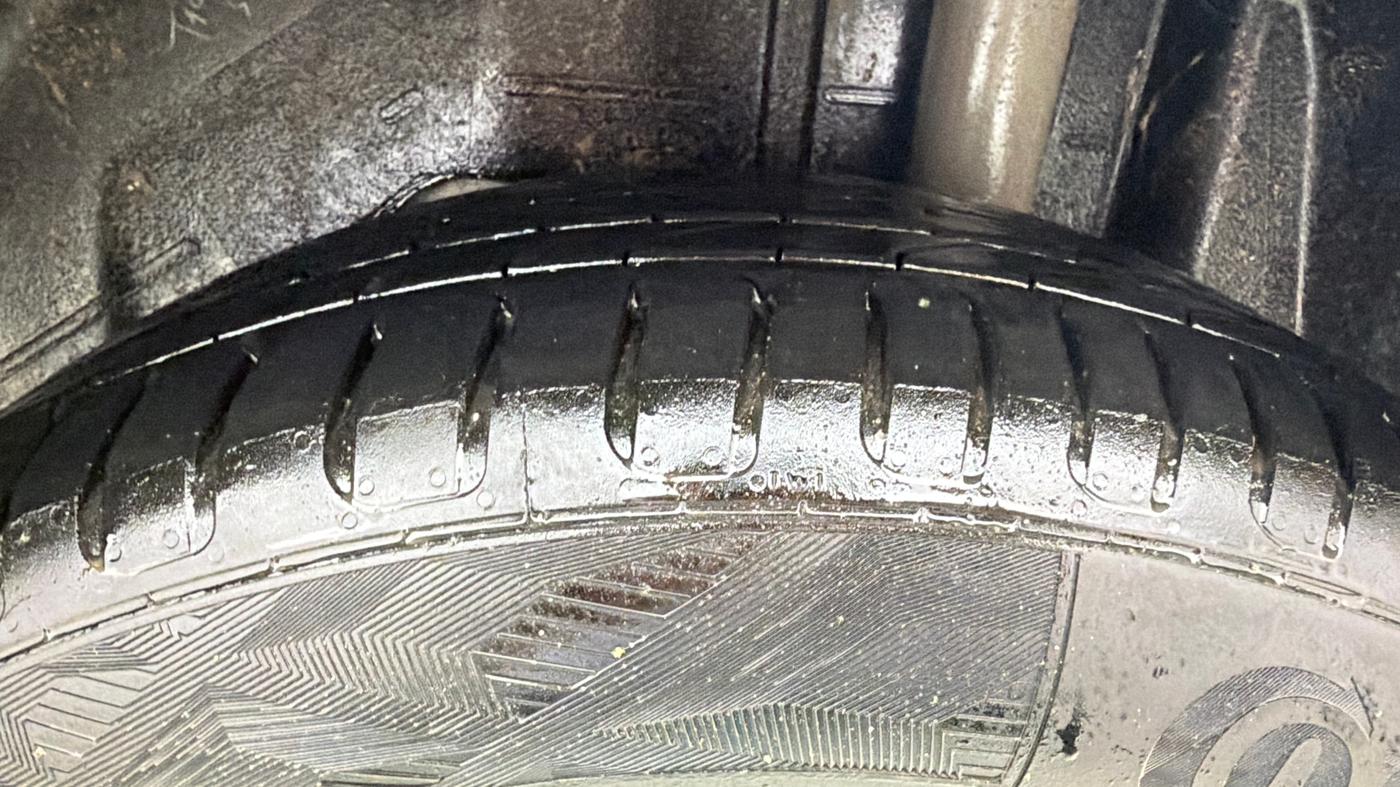 2019 Ford FREESTYLE TITANIUM 1.2 PETROL, Petrol, Manual, 35,863 km, Left Rear Tyre Tread