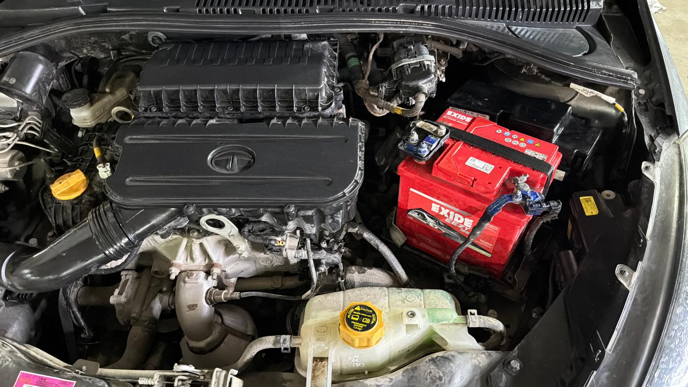 2022 Tata TIGOR XE PETROL, Petrol, Manual, 29,930 km, Engine View - Left