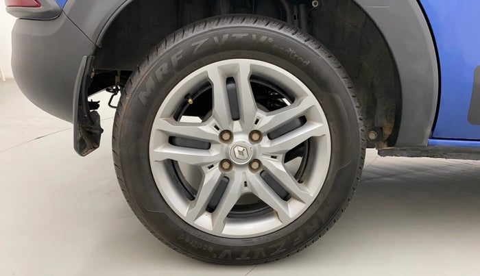 2020 Renault TRIBER RXZ, Petrol, Manual, 33,465 km, Right Rear Wheel