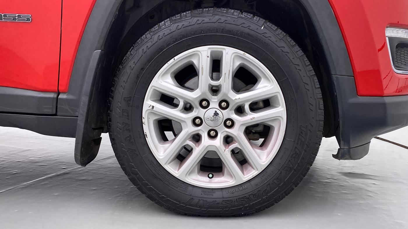 2017 Jeep Compass LIMITED 2.0 4*4, Diesel, Manual, 76,416 km, Right Front Wheel