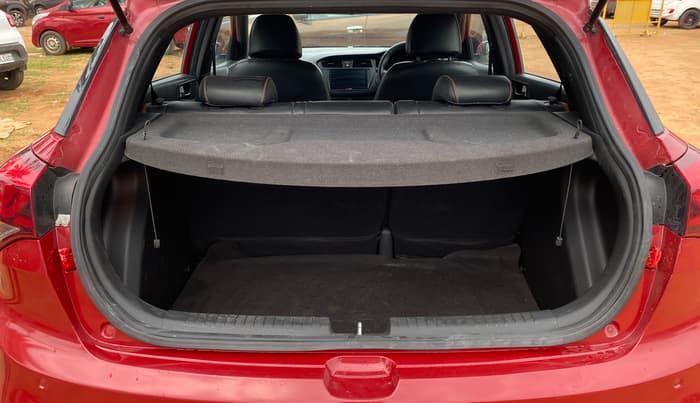 2016 Hyundai i20 Active 1.2 SX, Petrol, Manual, 39,063 km, Boot Inside