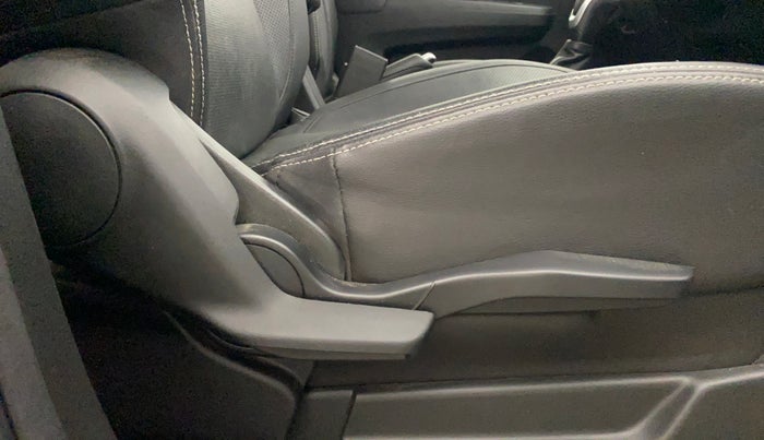 2022 Maruti XL6 ALPHA AT, Petrol, Automatic, 63,393 km, Driver Side Adjustment Panel