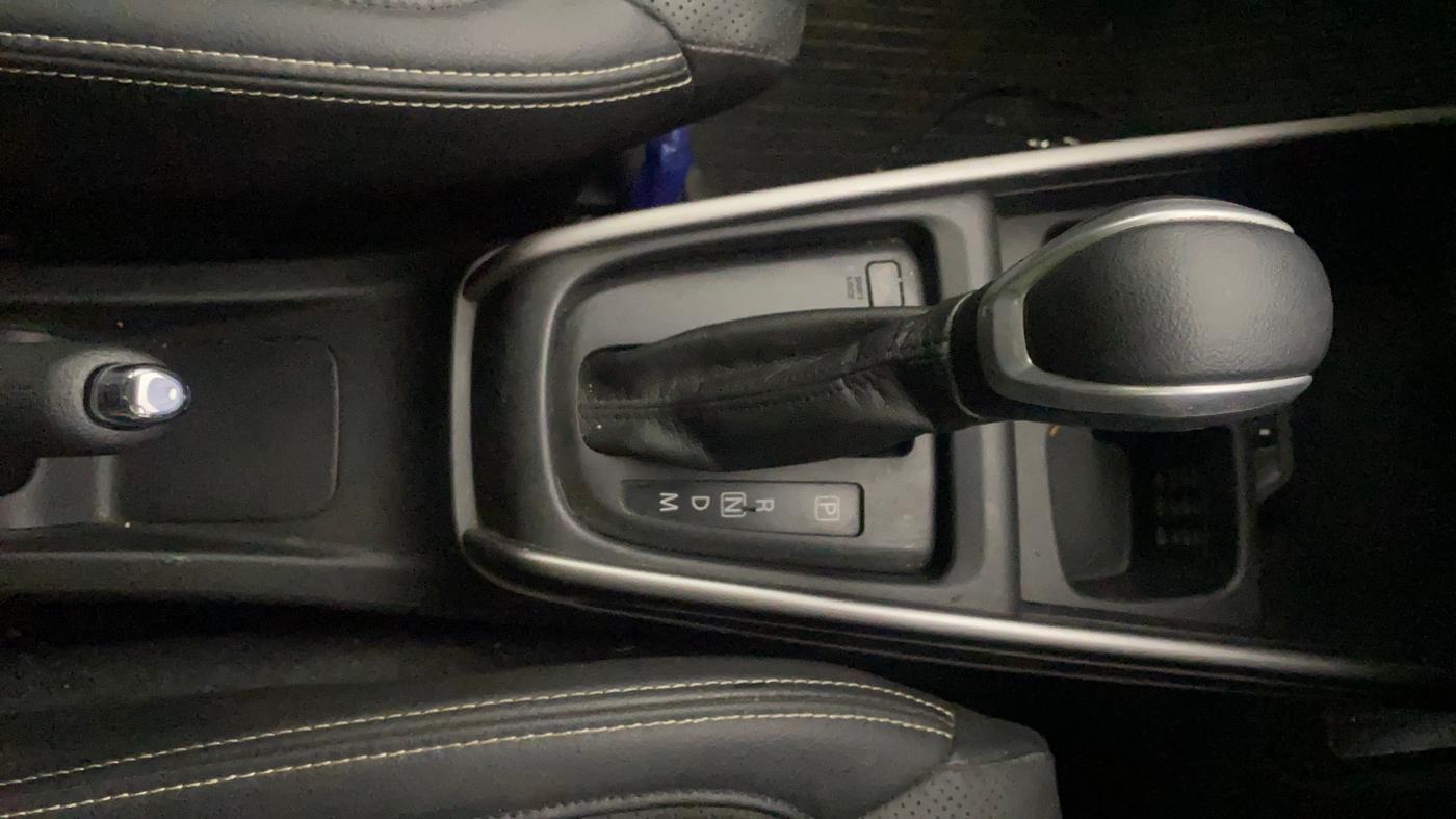 2022 Maruti XL6 ALPHA AT, Petrol, Automatic, 63,393 km, Gear Lever