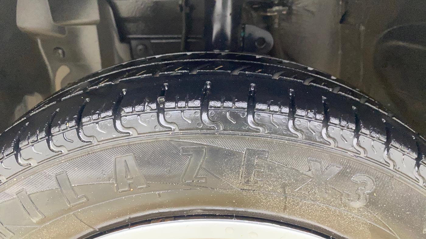 2015 Datsun Go T, Petrol, Manual, 1,22,106 km, Left Front Tyre Tread