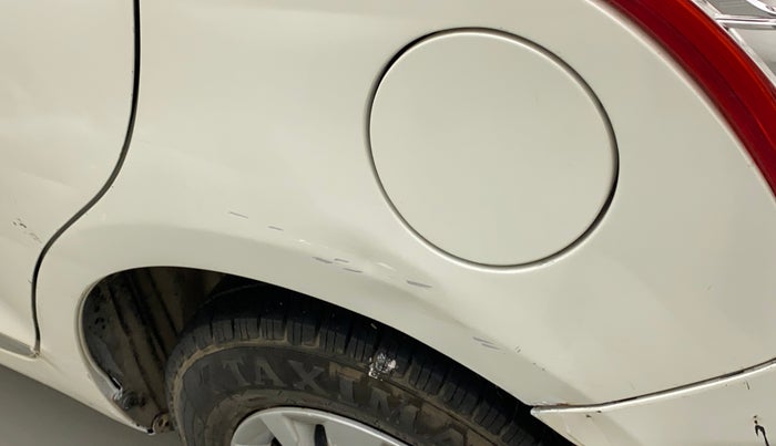 2015 Maruti Swift VDI ABS, Diesel, Manual, 1,17,890 km, Left quarter panel - Minor scratches