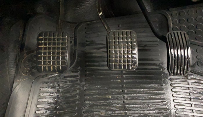 2018 Tata Tiago XM PETROL, Petrol, Manual, 83,861 km, Pedals