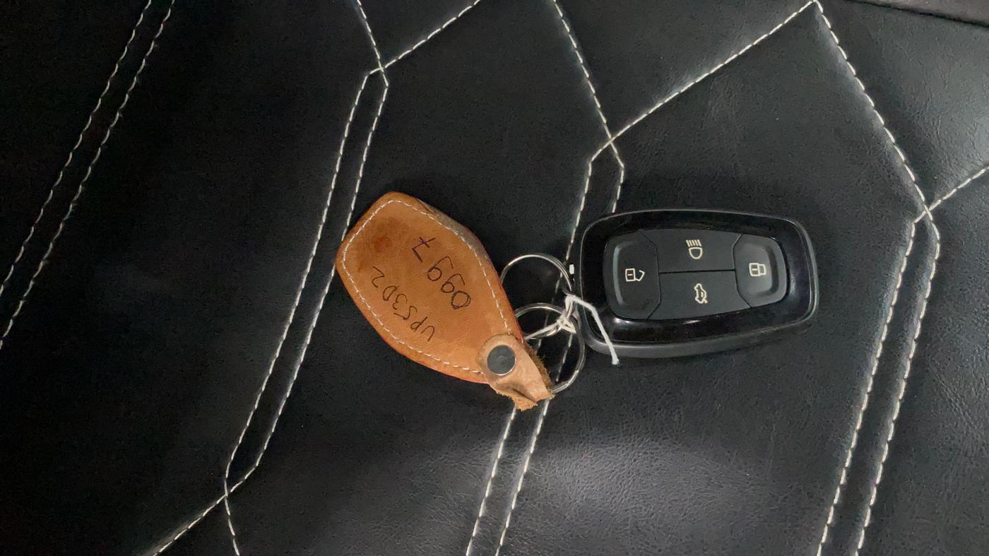 2021 Tata NEXON XZ PLUS PETROL, Petrol, Manual, 37,725 km, Key Close Up