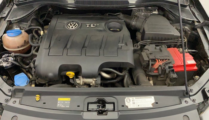 2016 Volkswagen Ameo HIGHLINE PLUS 1.5L AT 16 ALLOY, Diesel, Automatic, 1,07,334 km, Engine View