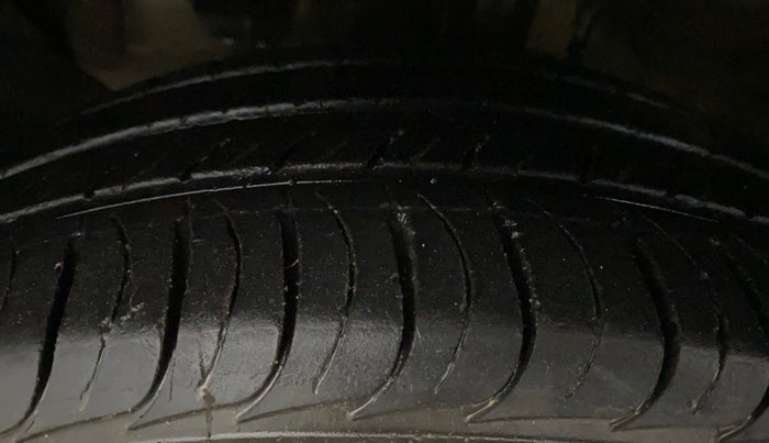 2019 KIA SELTOS HTK 1.5 PETROL, Petrol, Manual, 65,477 km, Left Front Tyre Tread