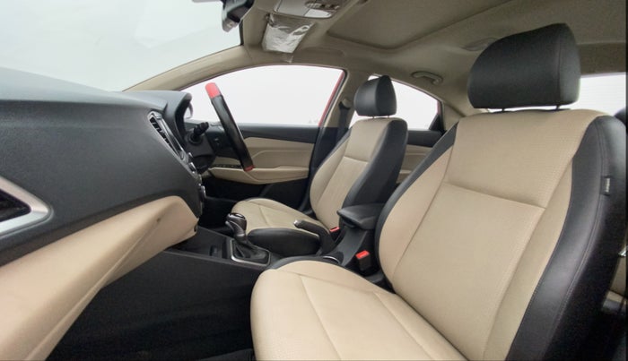 2019 Hyundai Verna 1.6 VTVT SX (O) AT, Petrol, Automatic, 26,671 km, Right Side Front Door Cabin