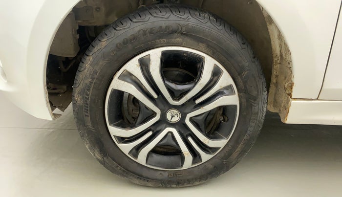 2022 Tata Tiago XZ PLUS CNG, CNG, Manual, 16,775 km, Left Front Wheel