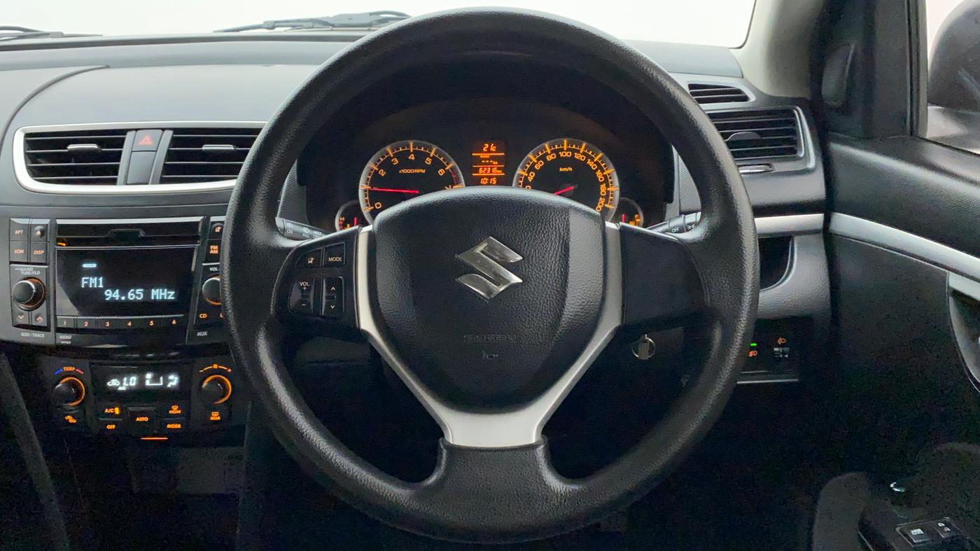 2012 Maruti Swift ZXI, Petrol, Manual, 62,316 km, Steering Wheel Close Up