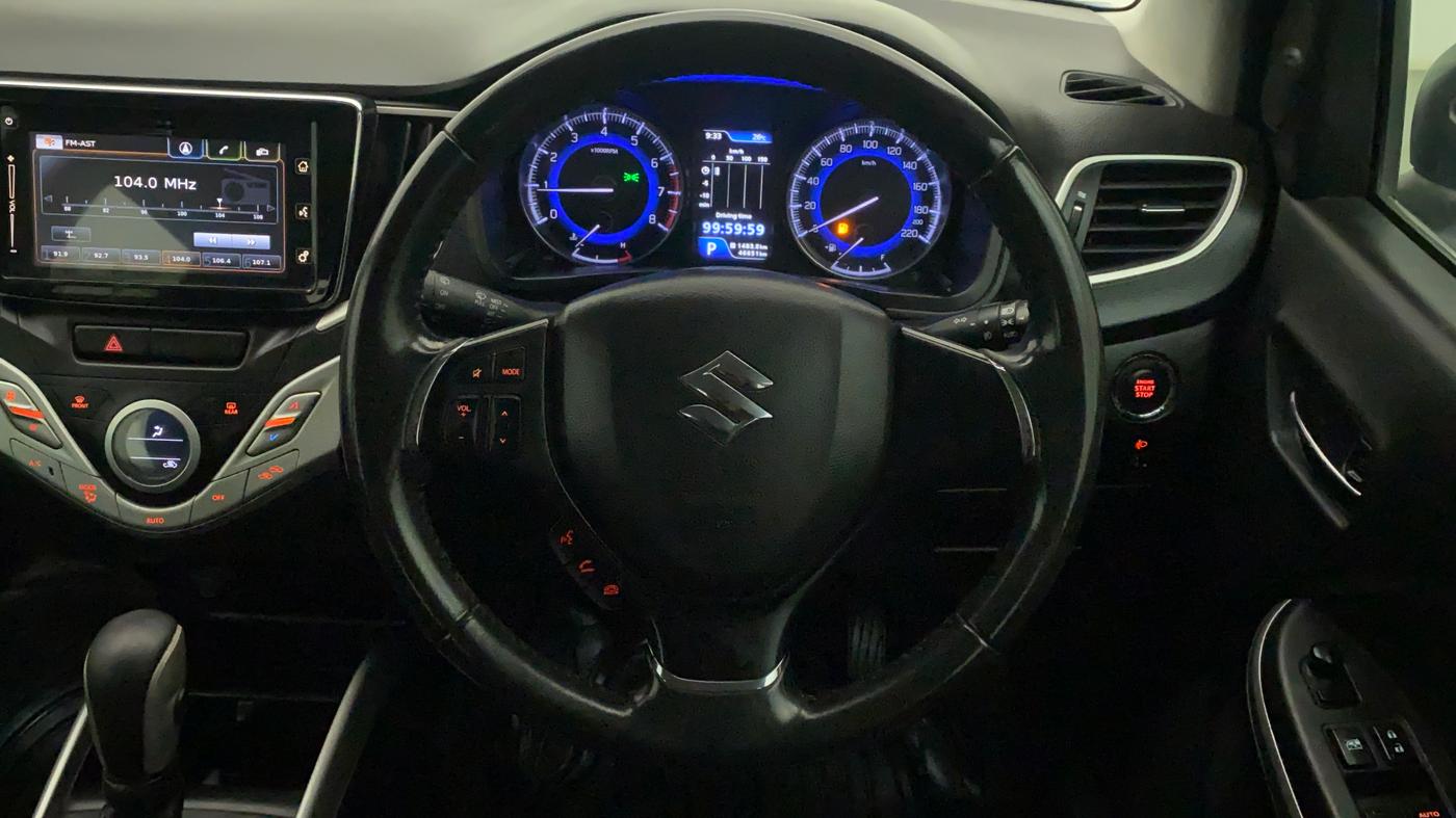 2017 Maruti Baleno ALPHA CVT PETROL 1.2, Petrol, Automatic, 46,897 km, Steering Wheel Close Up