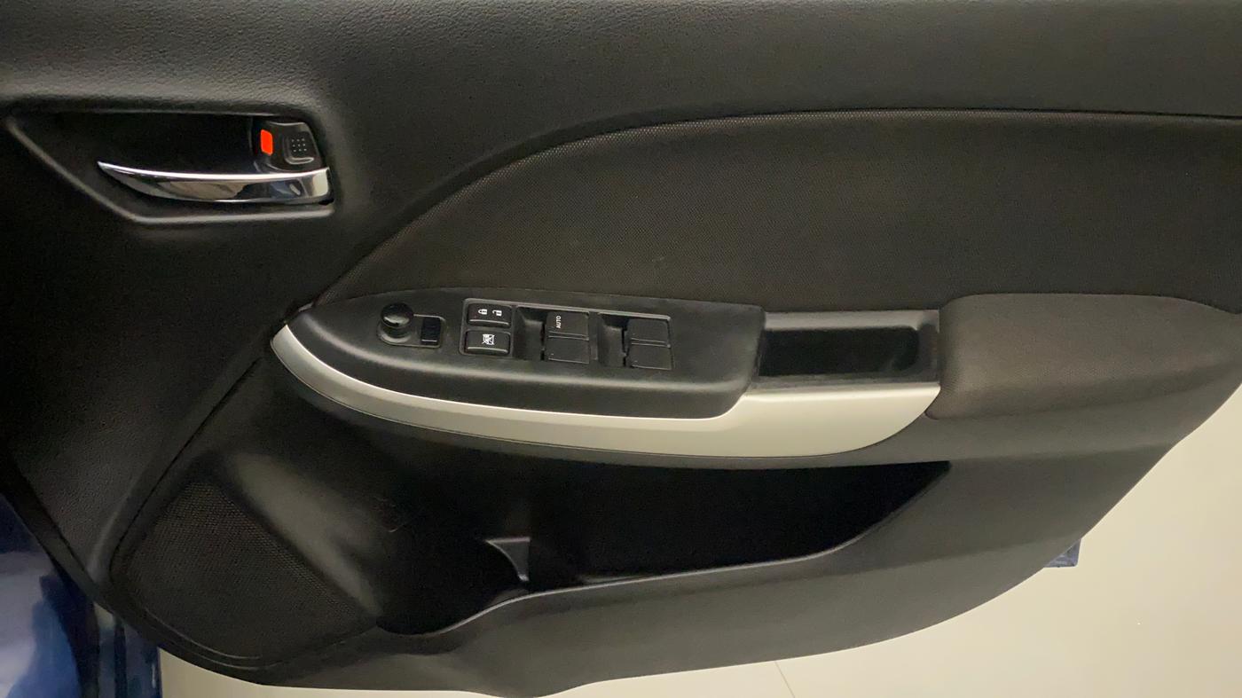 2017 Maruti Baleno ALPHA CVT PETROL 1.2, Petrol, Automatic, 46,897 km, Driver Side Door Panels Control